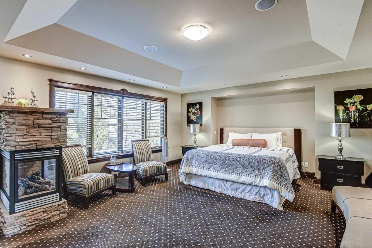 Westmount River Inn YYC Екстериор снимка