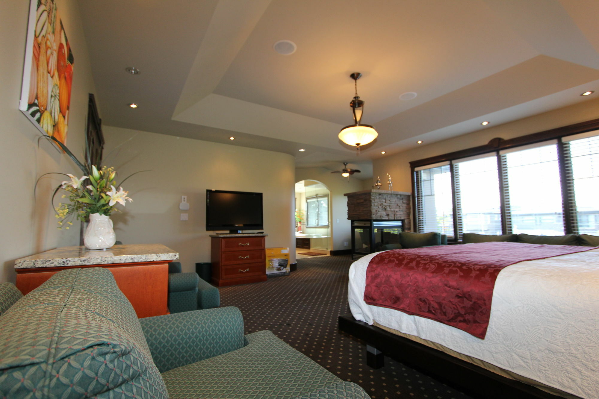 Westmount River Inn YYC Екстериор снимка