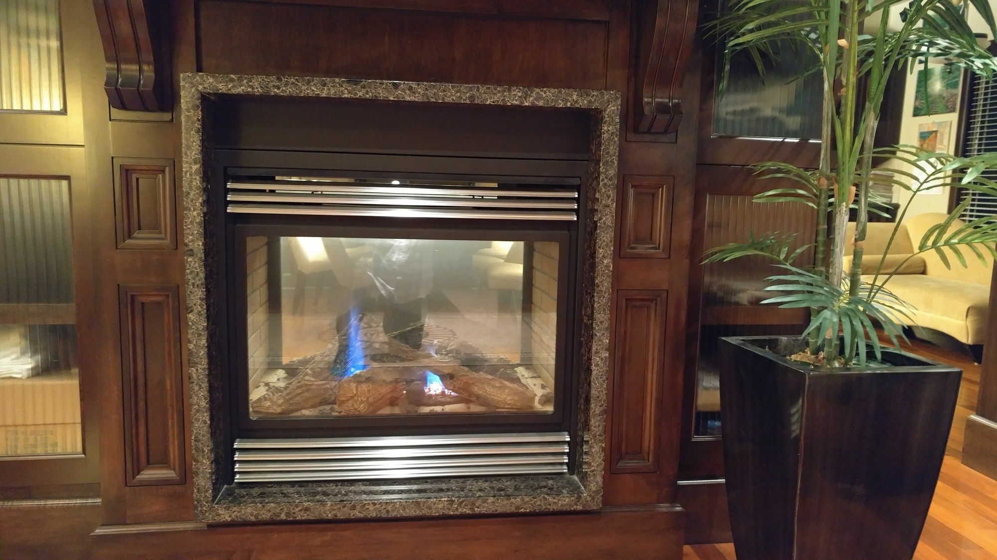 Westmount River Inn YYC Екстериор снимка